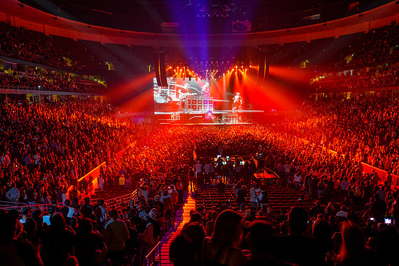 061212_HONDA_CENTER_0222