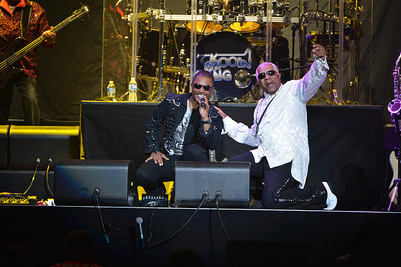 061212_HONDA_CENTER_0009
