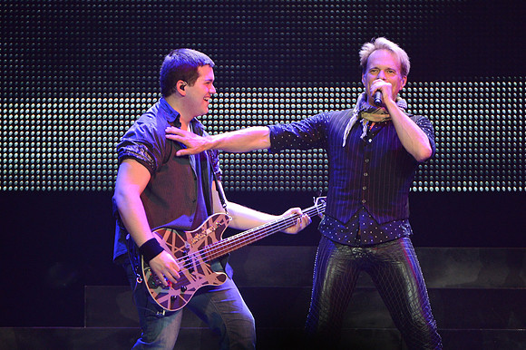061212_HONDA_CENTER_0171