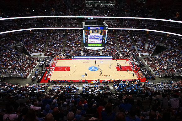 010512_HONDA_CENTER_0054