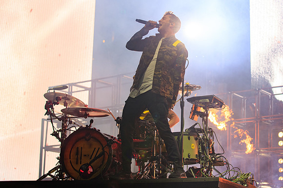 110219_HONDA_CENTER_0197