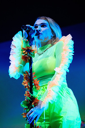 110219_HONDA_CENTER_0004