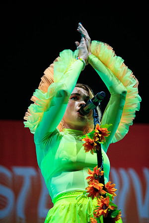 110219_HONDA_CENTER_0051