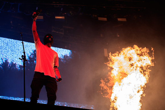 110219_HONDA_CENTER_0167
