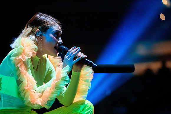 110219_HONDA_CENTER_0060