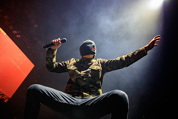 110219_HONDA_CENTER_0139