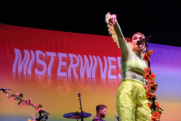 110219_HONDA_CENTER_0021