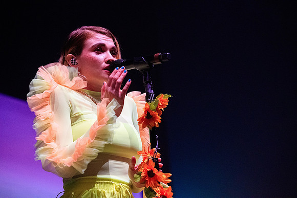 110219_HONDA_CENTER_0032