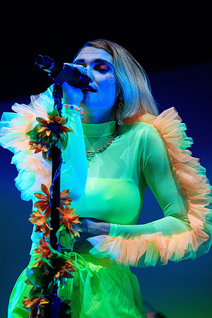 110219_HONDA_CENTER_0008