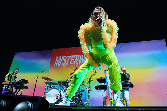 110219_HONDA_CENTER_0055