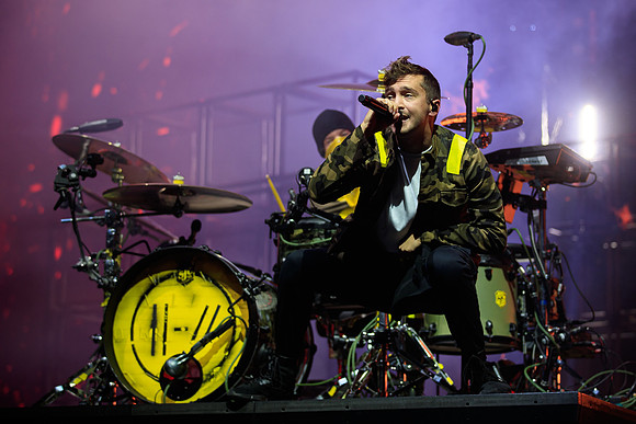 110219_HONDA_CENTER_0191