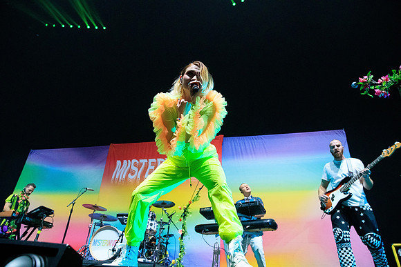 110219_HONDA_CENTER_0058