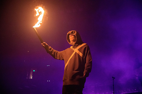 110219_HONDA_CENTER_0084