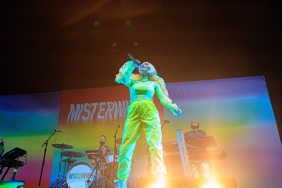 110219_HONDA_CENTER_0016