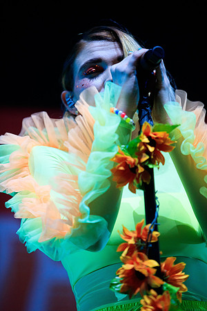 110219_HONDA_CENTER_0046