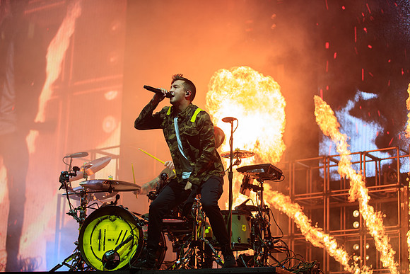 110219_HONDA_CENTER_0189