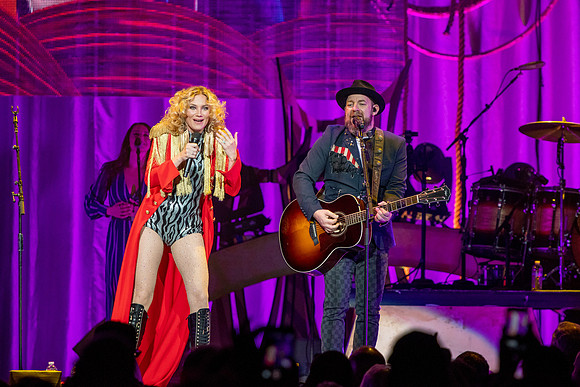 060118_HONDA_CENTER_0185