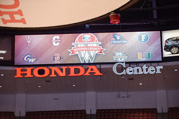 120113_HONDA_CENTER_0010