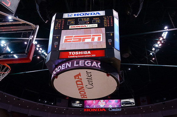 120113_HONDA_CENTER_0026