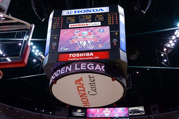 120113_HONDA_CENTER_0029