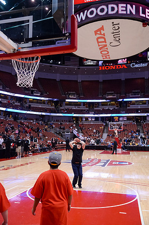 120113_HONDA_CENTER_0361