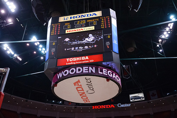 120113_HONDA_CENTER_0282