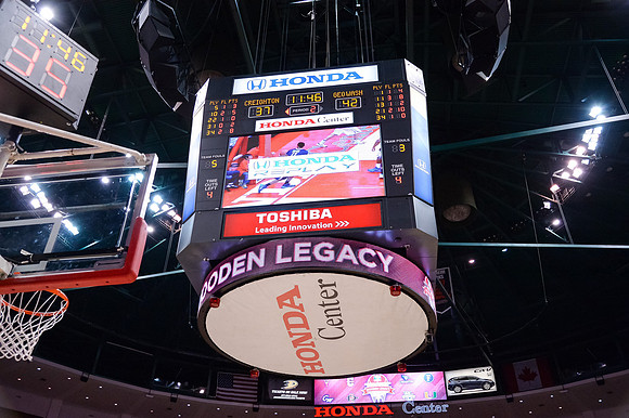 120113_HONDA_CENTER_0241