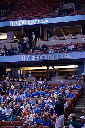 120113_HONDA_CENTER_0203