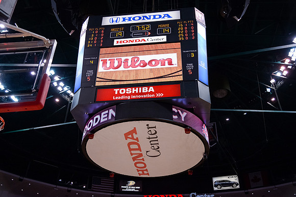 120113_HONDA_CENTER_0028