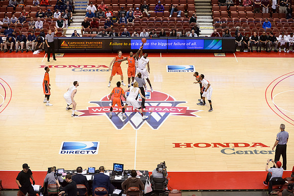 120113_HONDA_CENTER_0105