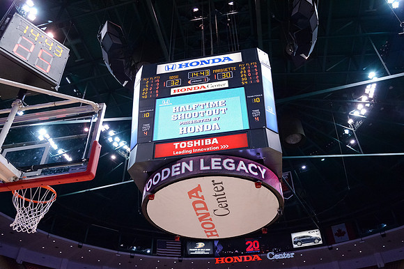 120113_HONDA_CENTER_0355
