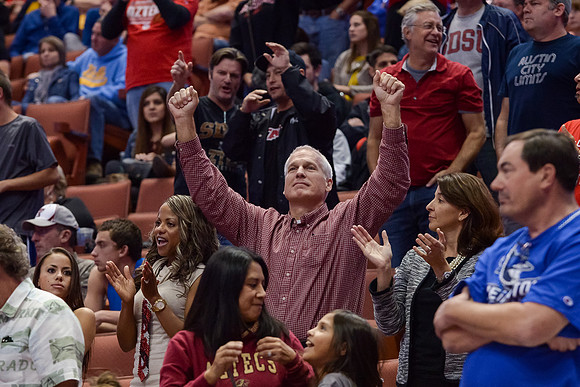 120113_HONDA_CENTER_0424