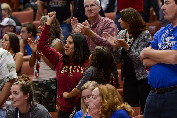 120113_HONDA_CENTER_0423