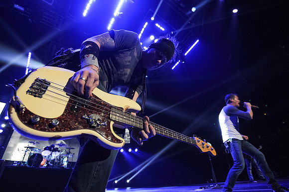 121512_HONDA_CENTER_0158