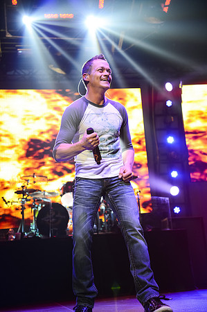 121512_HONDA_CENTER_0187