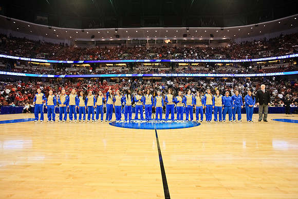 032611_Honda_Center_0100