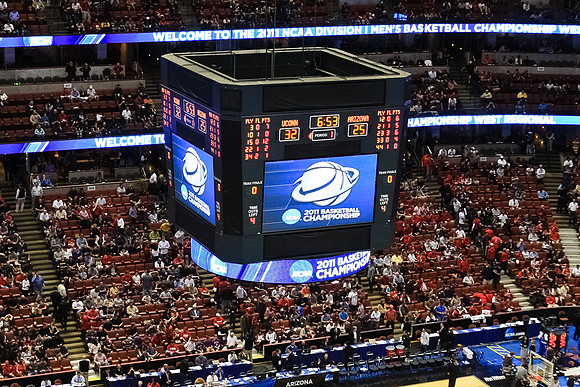 032611_Honda_Center_0109