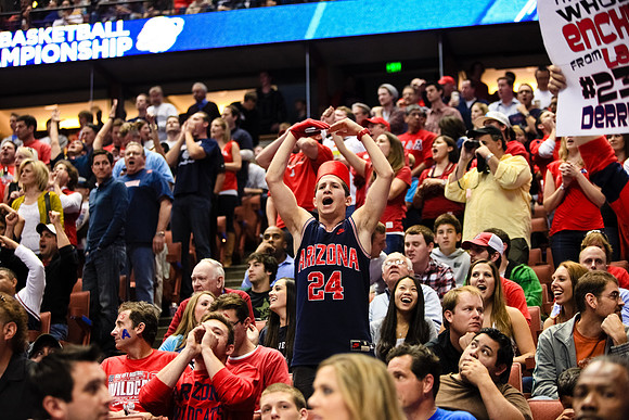 032611_Honda_Center_0190