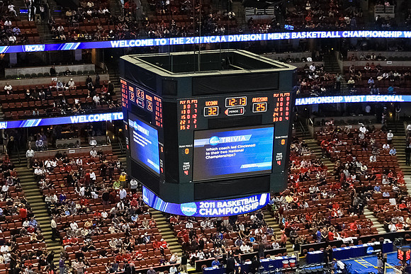 032611_Honda_Center_0108