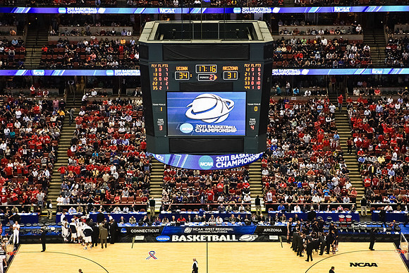 032611_Honda_Center_0116
