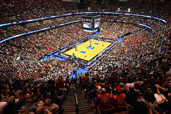 032611_Honda_Center_0138