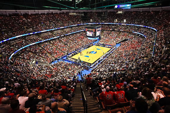 032611_Honda_Center_0143