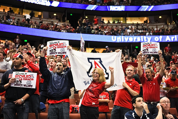 032611_Honda_Center_0021