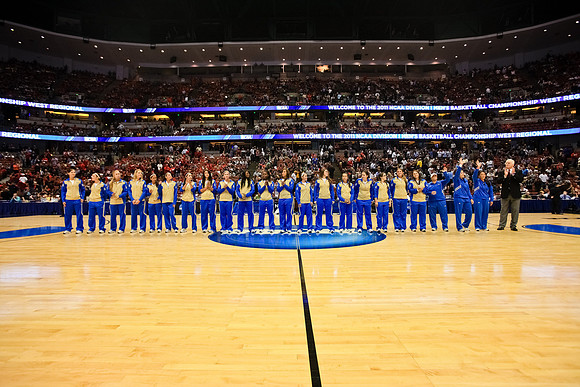 032611_Honda_Center_0106