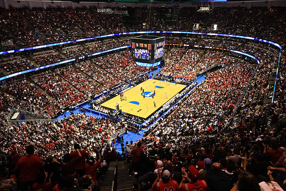 032611_Honda_Center_0150