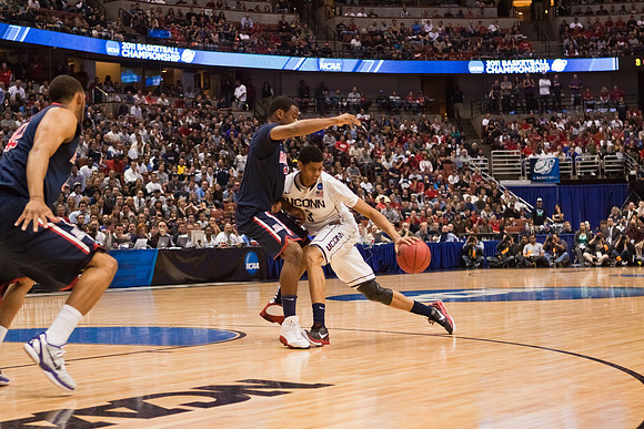 032611_Honda_Center_0075