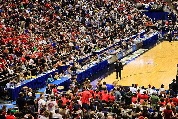 032611_Honda_Center_0156