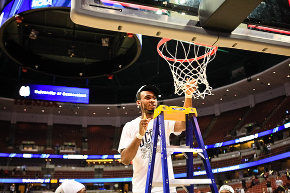 032611_Honda_Center_0302