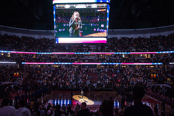 100618_HONDA_CENTER_0005