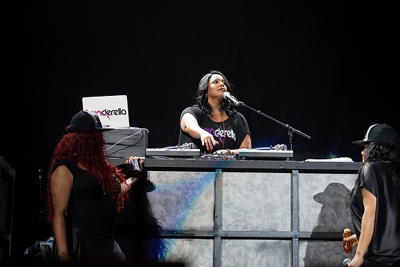 111415_Honda_Center_0410